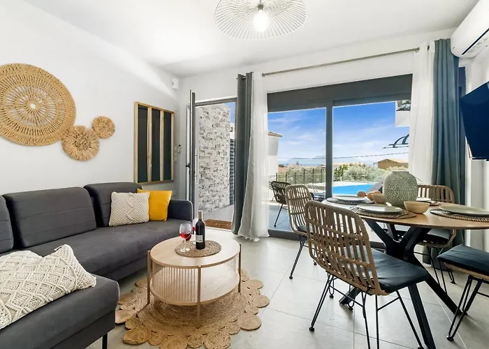 Oceanida Terpsis Lyxury Nikiana